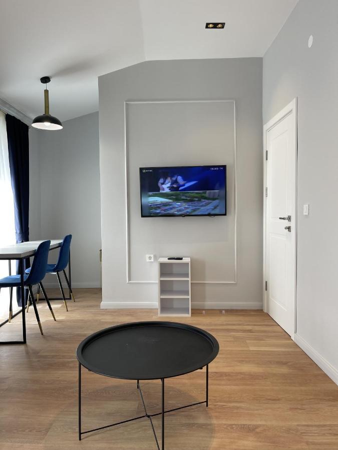 Lungomare Apartments Petrovac Екстер'єр фото