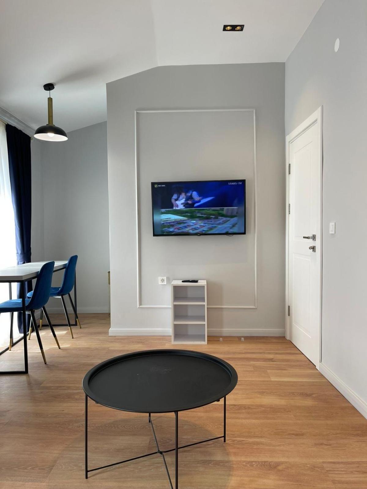Lungomare Apartments Petrovac Екстер'єр фото
